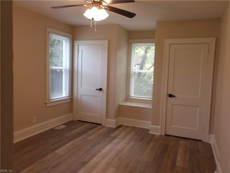 Photo 13 of 16 residential for sale in Norfolk virginia
