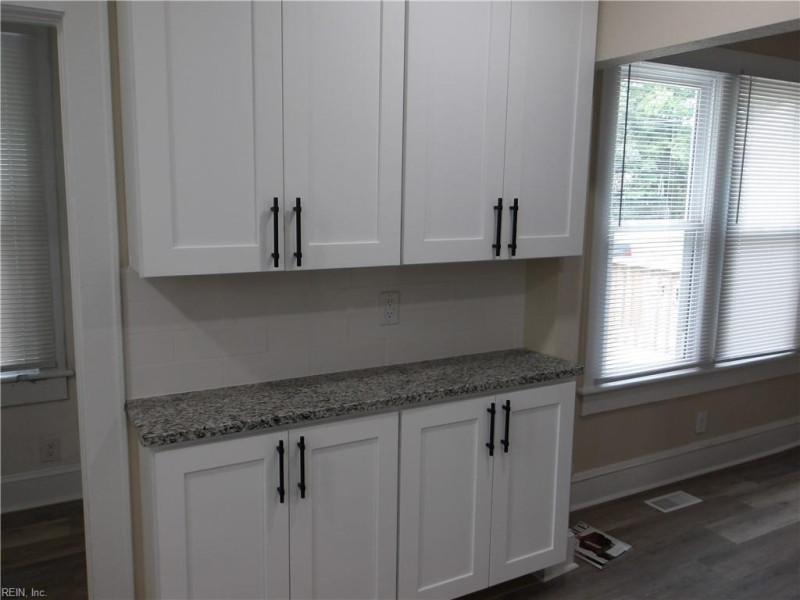 Photo 7 of 16 residential for sale in Norfolk virginia