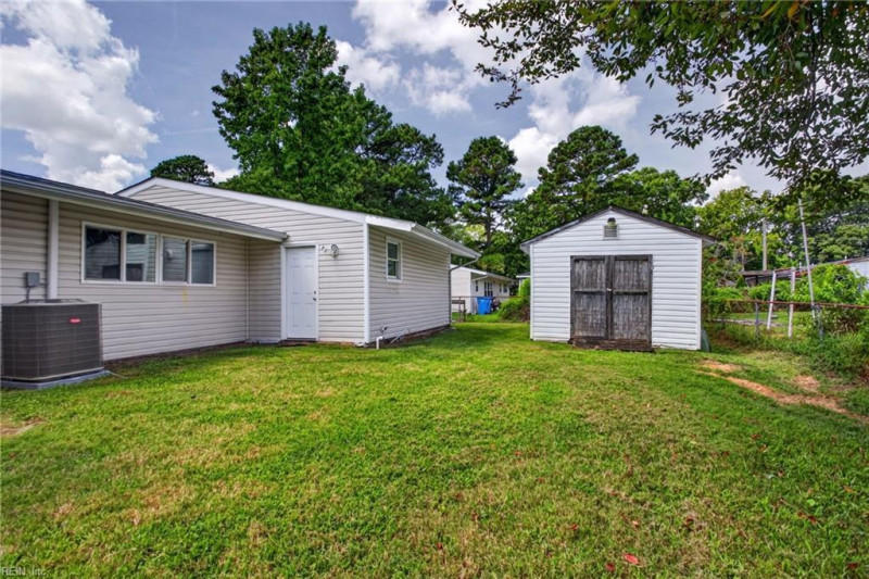 Photo 40 of 44 residential for sale in Chesapeake virginia Photo 40 of 44 residential for sale in Chesapeake virginia