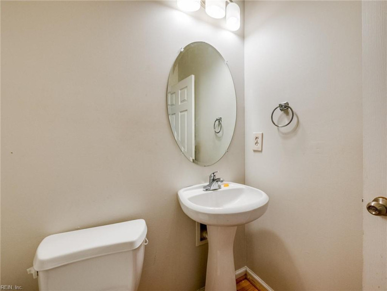 Photo 14 of 35 residential for sale in Newport News virginia