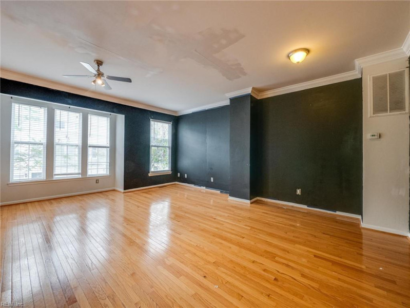 Photo 15 of 35 residential for sale in Newport News virginia
