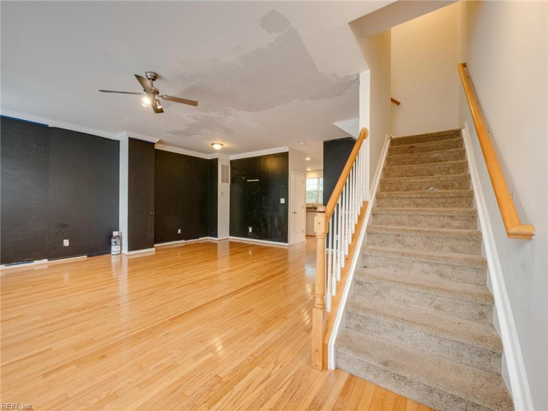 Photo 17 of 35 residential for sale in Newport News virginia