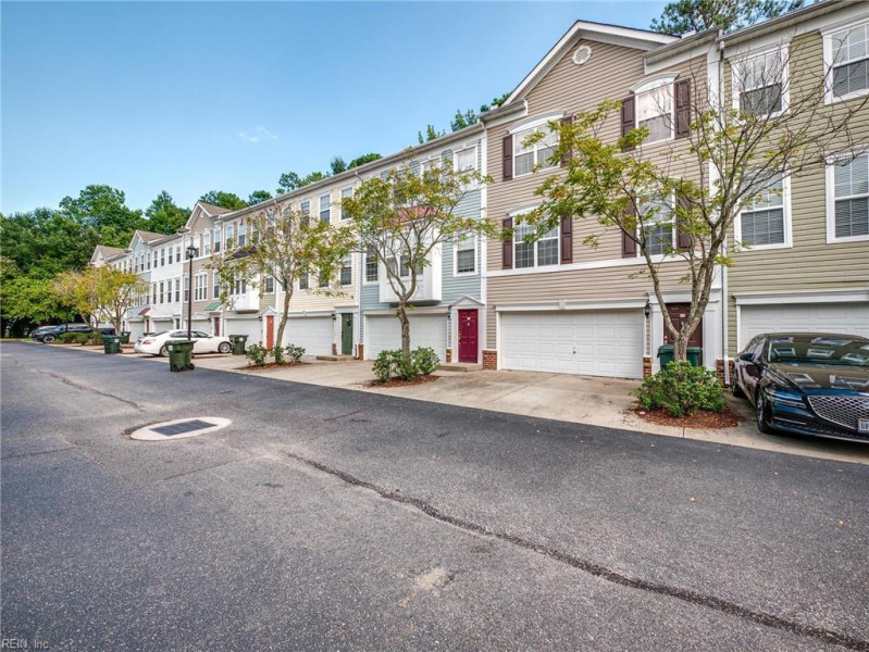 Photo 6 of 35 residential for sale in Newport News virginia