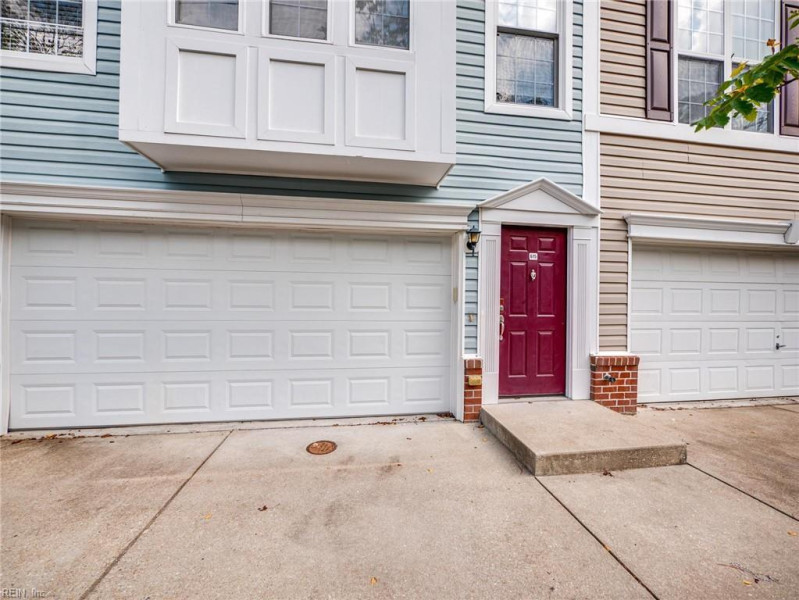 Photo 7 of 35 residential for sale in Newport News virginia