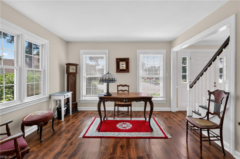 Photo 10 of 48 residential for sale in Chesapeake virginia