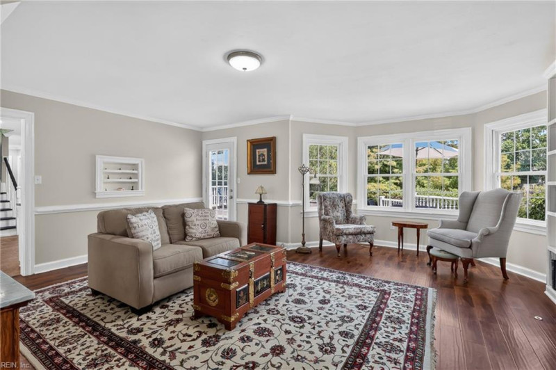 Photo 11 of 48 residential for sale in Chesapeake virginia