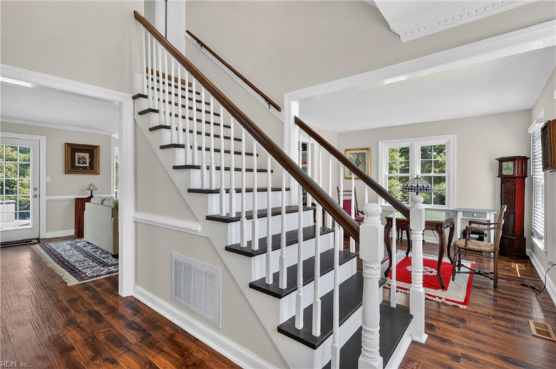 Photo 7 of 48 residential for sale in Chesapeake virginia