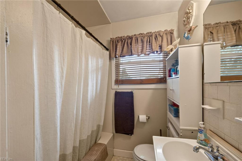 Photo 11 of 26 residential for sale in Norfolk virginia Photo 11 of 26 residential for sale in Norfolk virginia