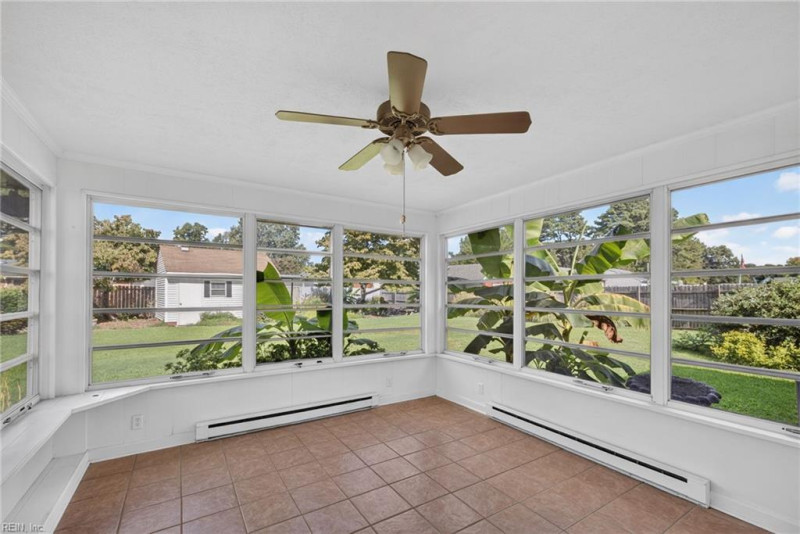 Photo 8 of 40 residential for sale in Portsmouth virginia
