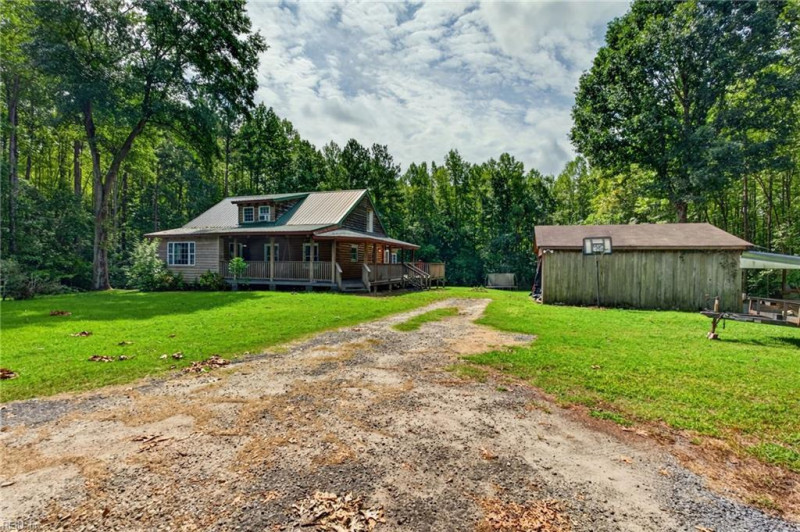 Photo 3 of 38 residential for sale in Isle of Wight County virginia Photo 3 of 38 residential for sale in Isle of Wight County virginia