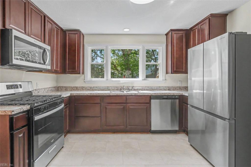 Photo 17 of 37 residential for sale in Hampton virginia Photo 17 of 37 residential for sale in Hampton virginia