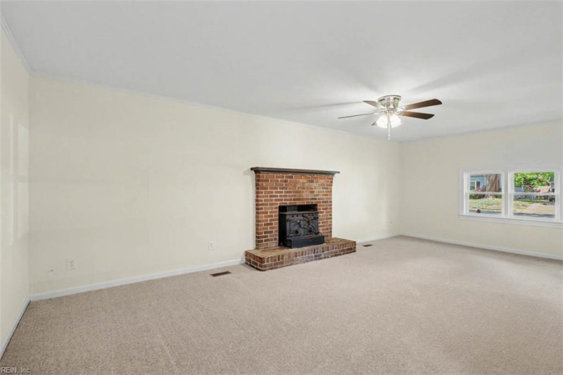 Photo 21 of 37 residential for sale in Hampton virginia Photo 21 of 37 residential for sale in Hampton virginia