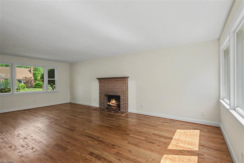 Photo 9 of 37 residential for sale in Hampton virginia Photo 9 of 37 residential for sale in Hampton virginia