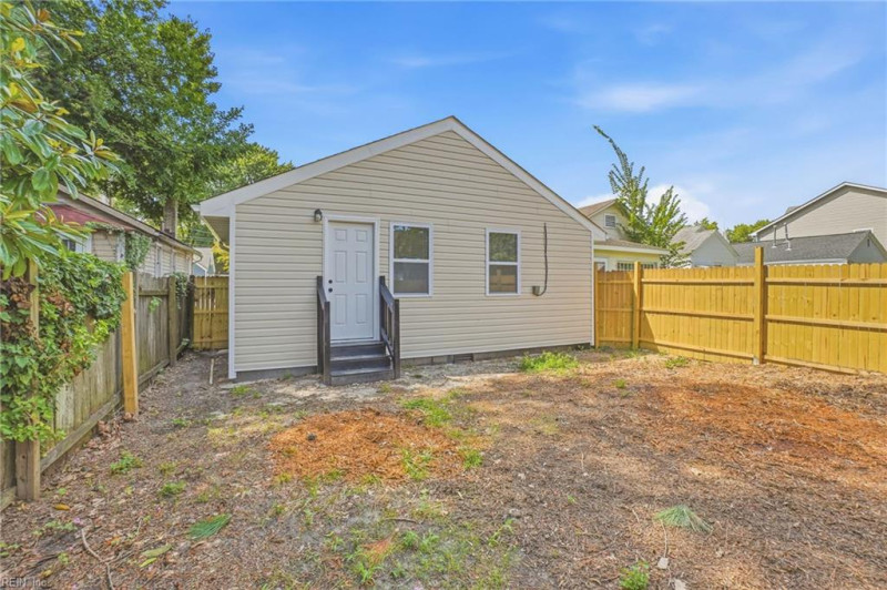 Photo 31 of 34 residential for sale in Norfolk virginia Photo 31 of 34 residential for sale in Norfolk virginia