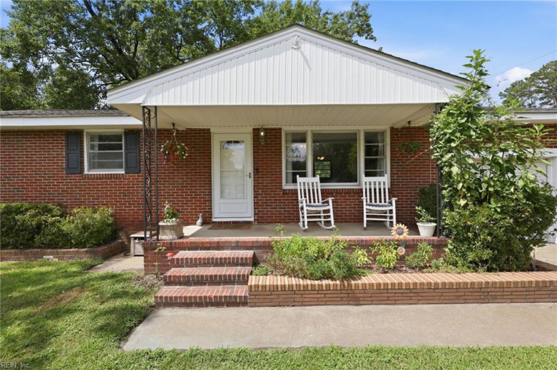 Photo 1 of 40 residential for sale in Chesapeake virginia