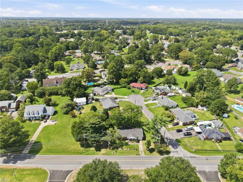 Photo 37 of 40 residential for sale in Chesapeake virginia
