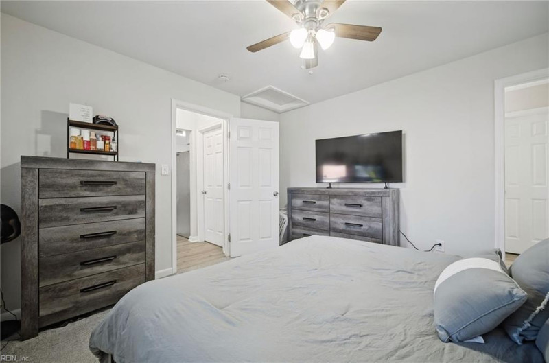 Photo 15 of 34 residential for sale in Virginia Beach virginia