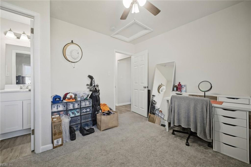 Photo 17 of 34 residential for sale in Virginia Beach virginia