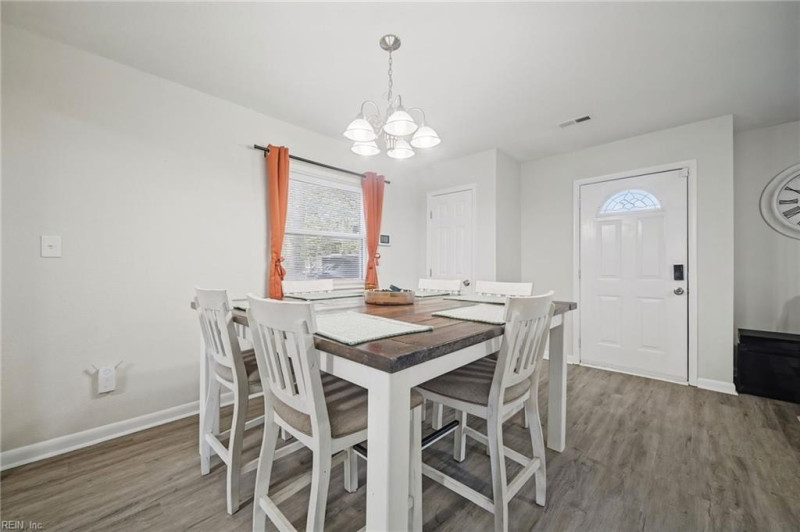 Photo 7 of 34 residential for sale in Virginia Beach virginia