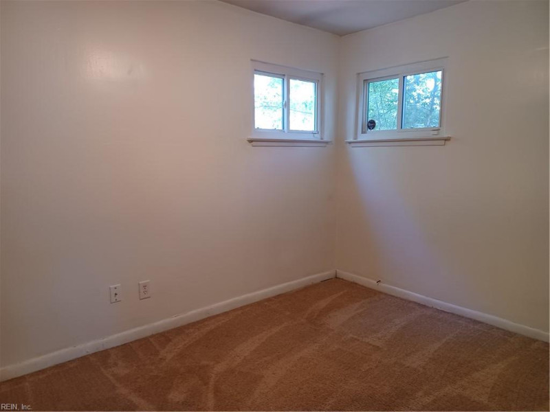 Photo 8 of 12 residential for sale in Chesapeake virginia Photo 8 of 12 residential for sale in Chesapeake virginia