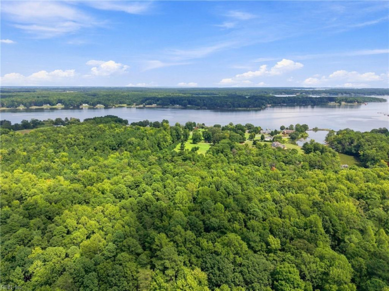 Photo 10 of 29 land for sale in Gloucester County virginia