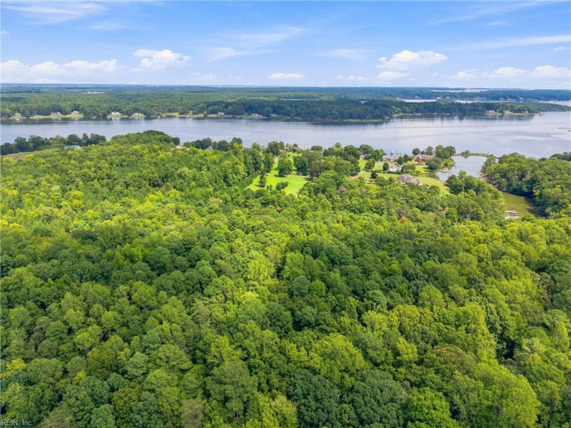 Photo 11 of 29 land for sale in Gloucester County virginia