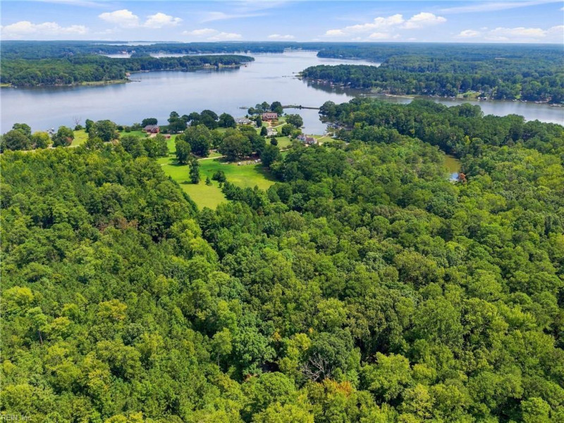 Photo 19 of 29 land for sale in Gloucester County virginia