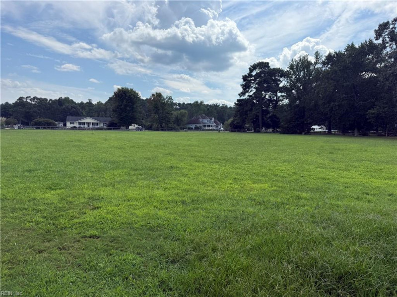 Photo 2 of 29 land for sale in Gloucester County virginia