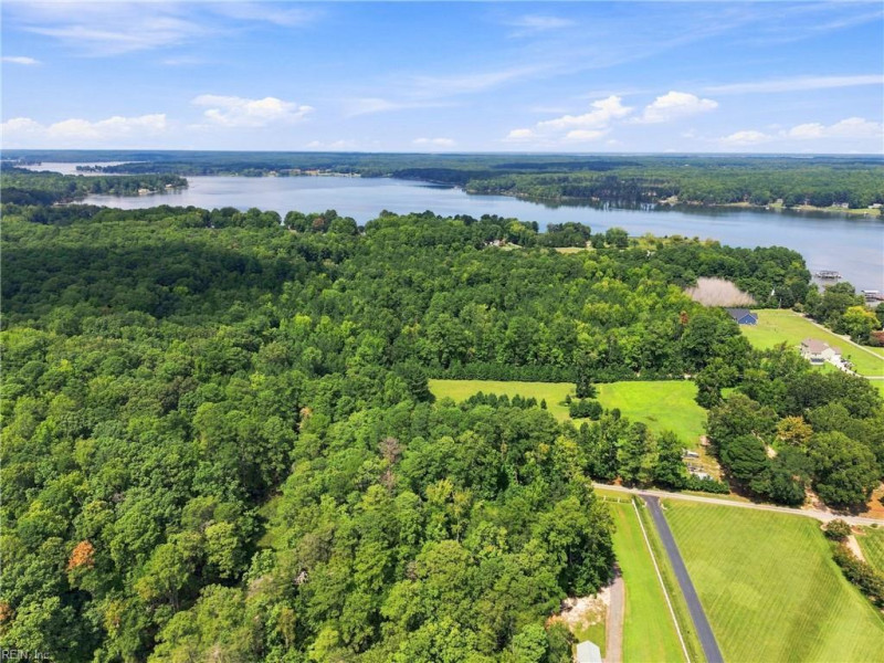Photo 21 of 29 land for sale in Gloucester County virginia