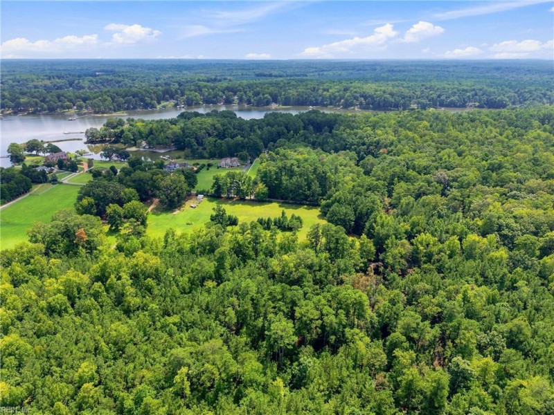 Photo 22 of 29 land for sale in Gloucester County virginia