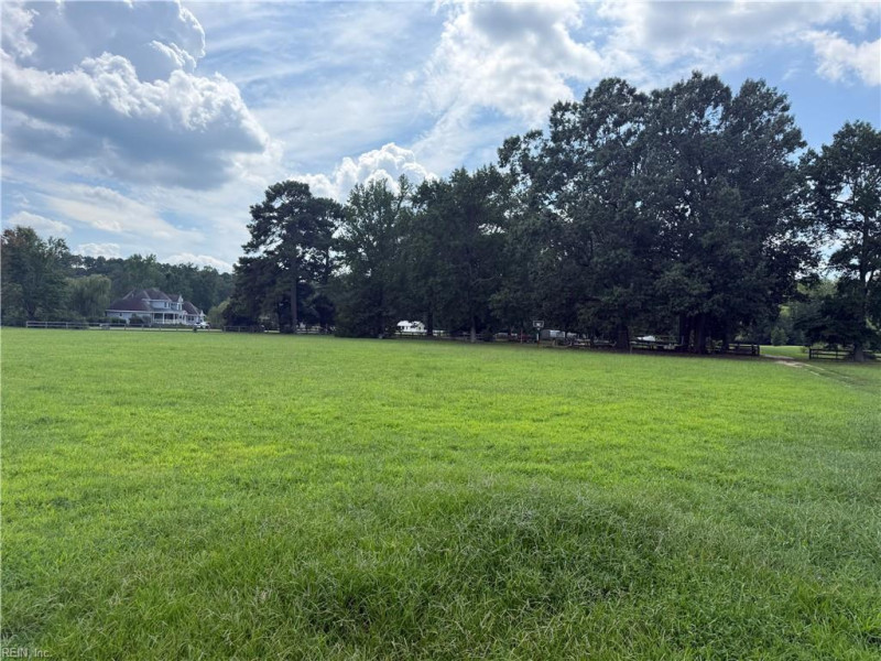 Photo 3 of 29 land for sale in Gloucester County virginia