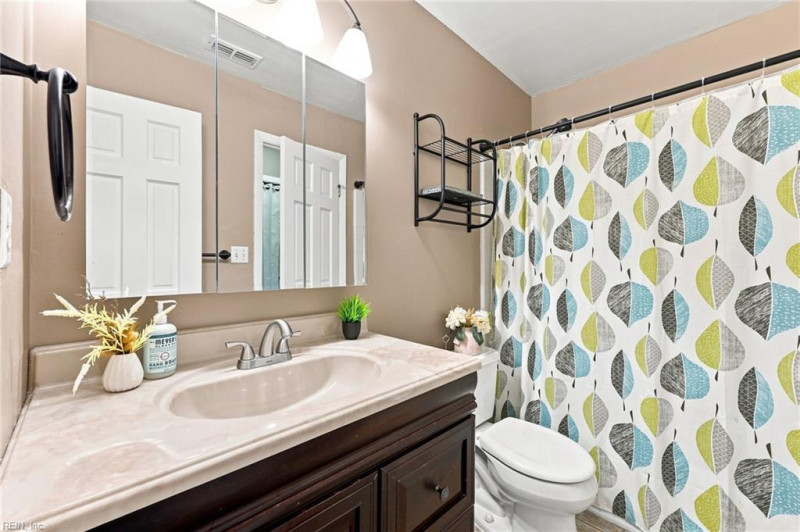 Photo 29 of 45 residential for sale in Virginia Beach virginia