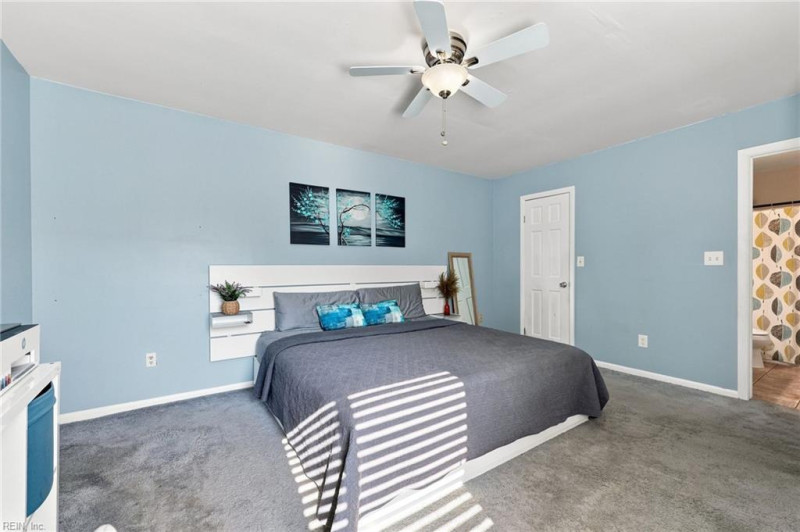 Photo 31 of 45 residential for sale in Virginia Beach virginia