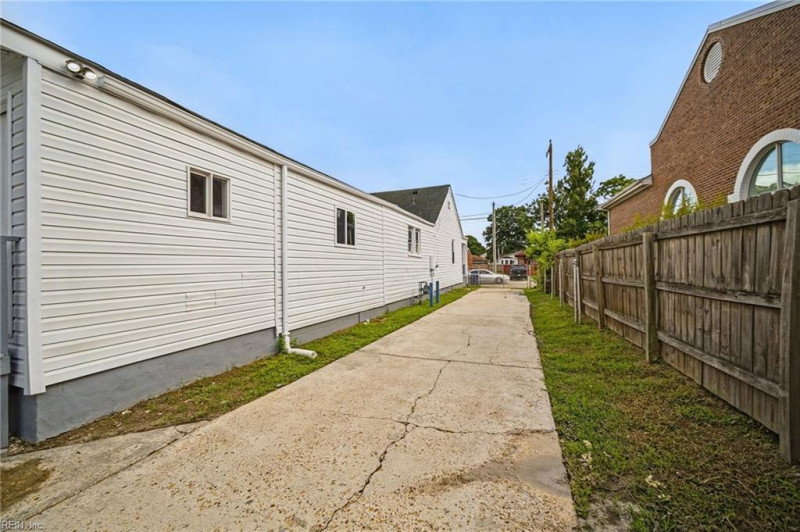 Photo 25 of 26 residential for sale in Portsmouth virginia Photo 25 of 26 residential for sale in Portsmouth virginia