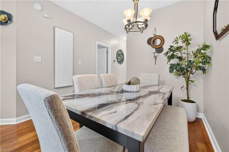 Photo 11 of 49 residential for sale in Virginia Beach virginia