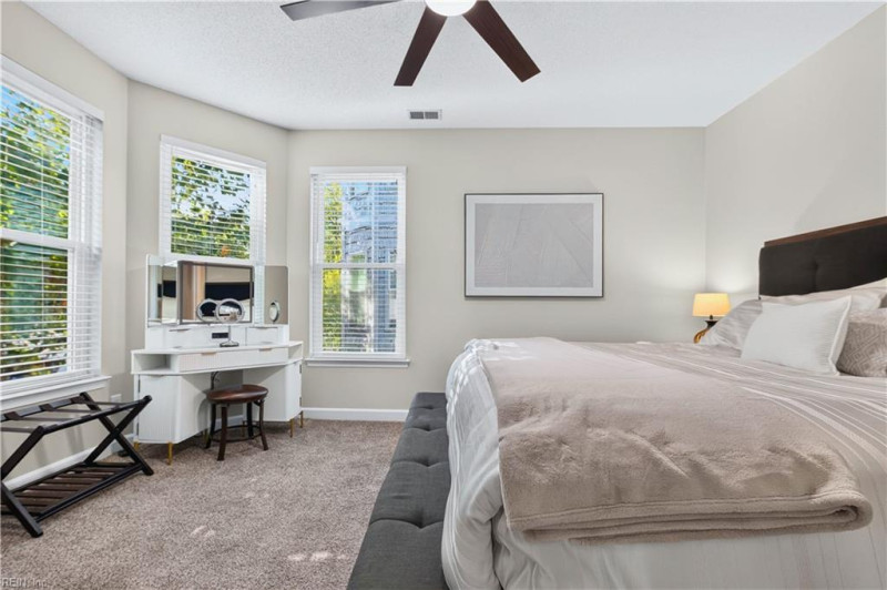 Photo 23 of 49 residential for sale in Virginia Beach virginia