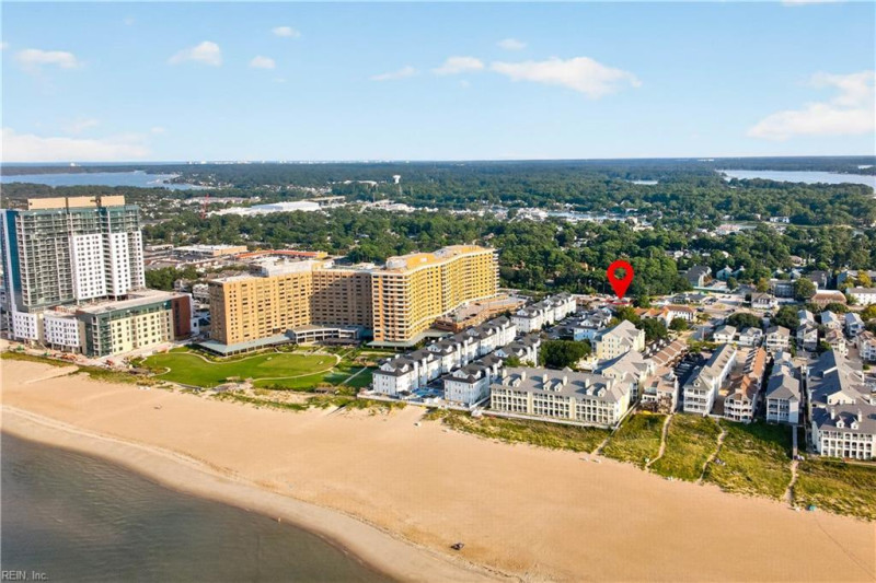 Photo 5 of 49 residential for sale in Virginia Beach virginia
