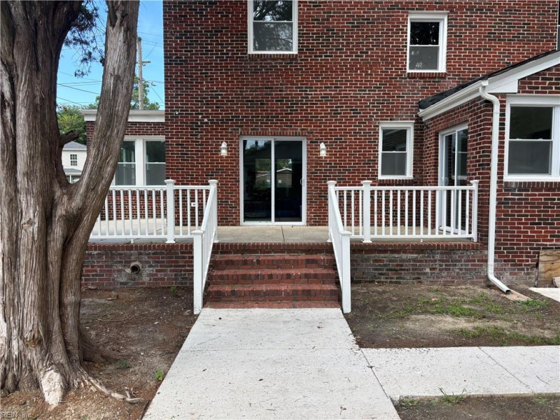 Photo 23 of 25 residential for sale in Norfolk virginia