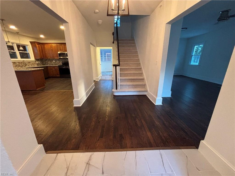 Photo 4 of 25 residential for sale in Norfolk virginia
