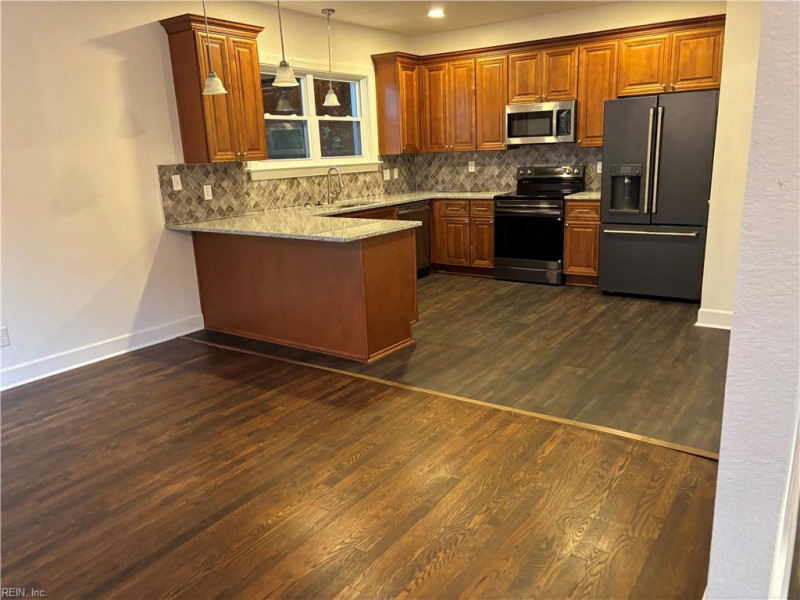 Photo 5 of 25 residential for sale in Norfolk virginia