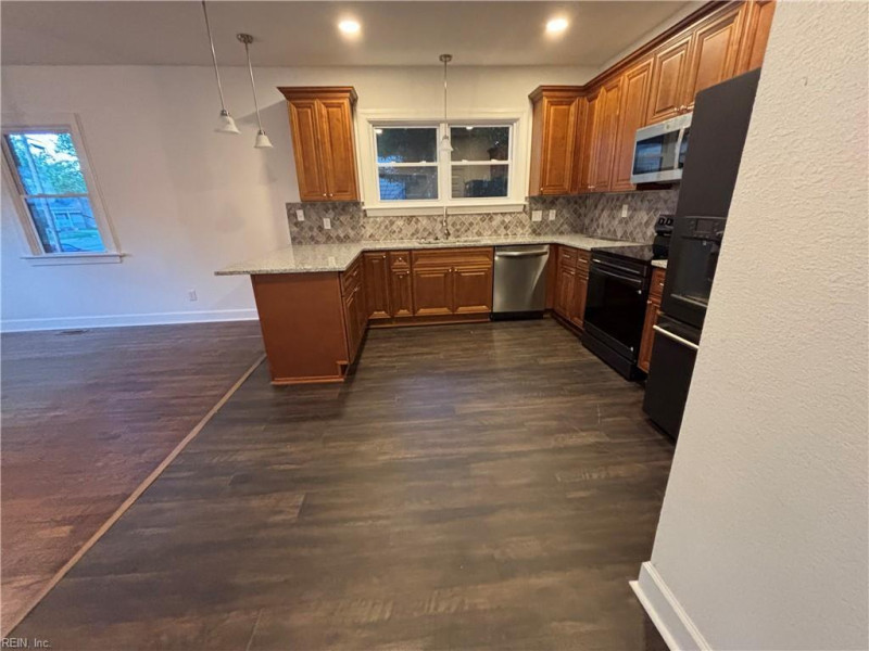 Photo 7 of 25 residential for sale in Norfolk virginia