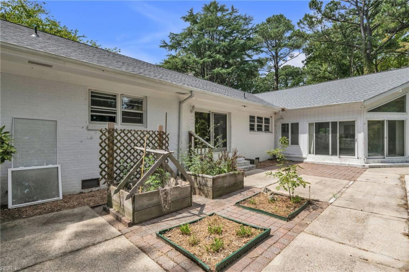 Photo 19 of 40 residential for sale in Virginia Beach virginia