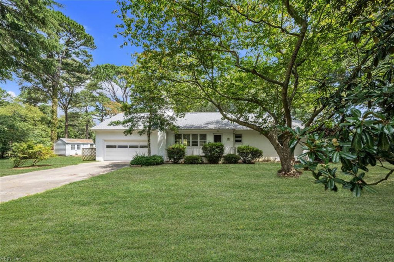 Photo 3 of 40 residential for sale in Virginia Beach virginia