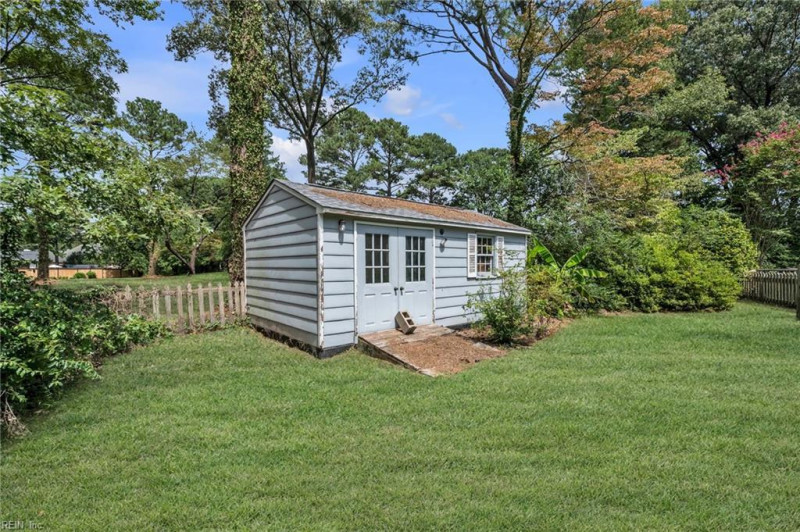 Photo 7 of 40 residential for sale in Virginia Beach virginia