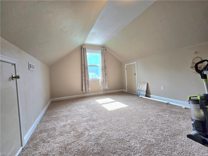 Photo 19 of 22 residential for sale in Chesapeake virginia Photo 19 of 22 residential for sale in Chesapeake virginia