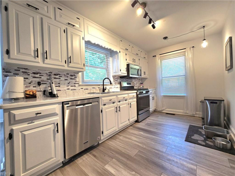 Photo 9 of 22 residential for sale in Chesapeake virginia Photo 9 of 22 residential for sale in Chesapeake virginia
