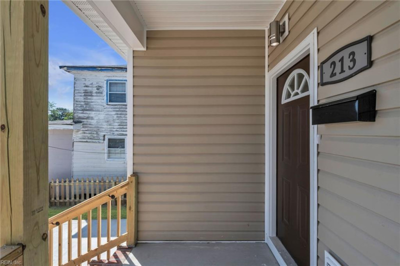Photo 3 of 42 residential for sale in Suffolk virginia