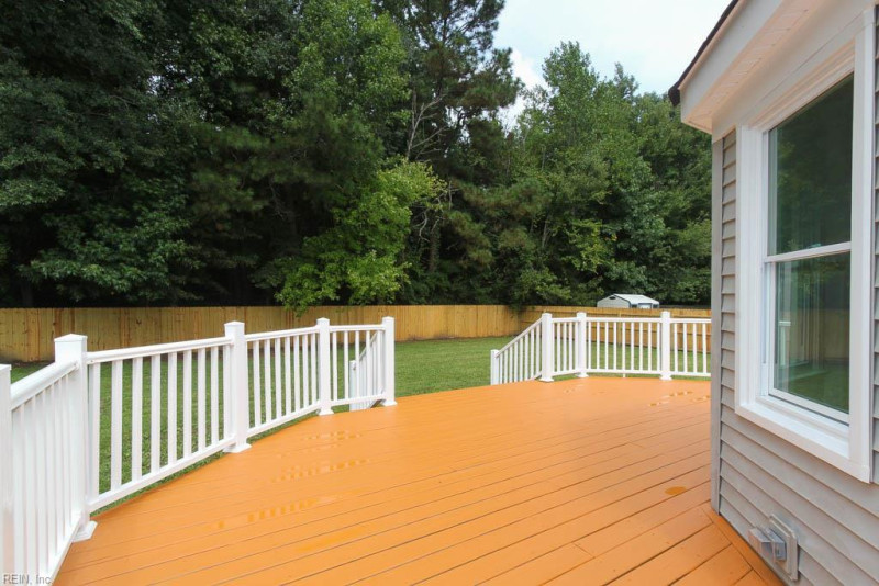 Photo 16 of 21 residential for sale in Chesapeake virginia