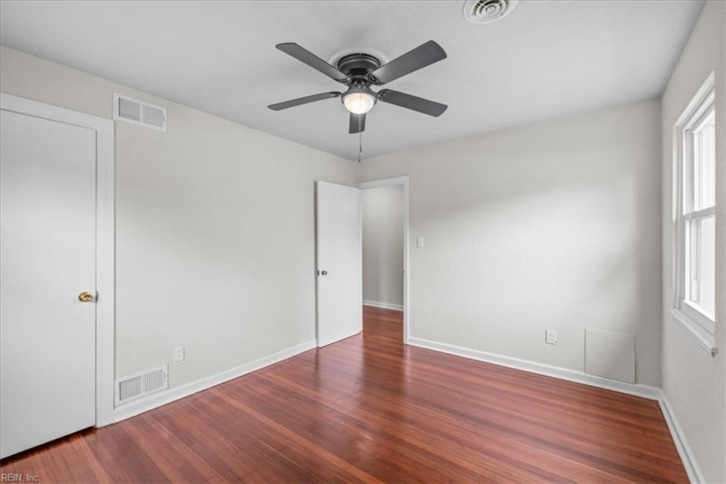 Photo 21 of 26 residential for sale in Norfolk virginia
