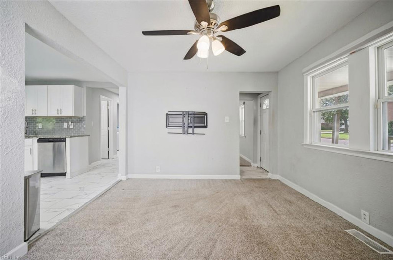 Photo 3 of 26 residential for sale in Portsmouth virginia Photo 3 of 26 residential for sale in Portsmouth virginia